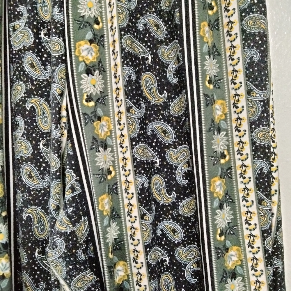 Leggings - Picture 2 of 3